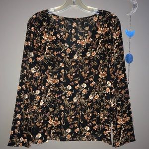 ⭐️rue 21 chiffon floral blouse